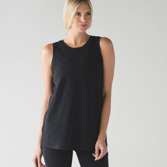 lululemon athletica Tops - Lululemon Muscle Swing Tank Black Size 14